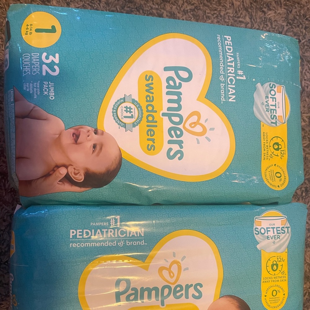 Size 1 Pamper Swaddlers